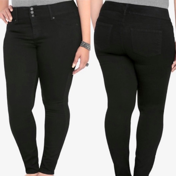 Torrid Super Skinny Black Stretch High Rise Jean Jeggings size 18 Short - Picture 1 of 8